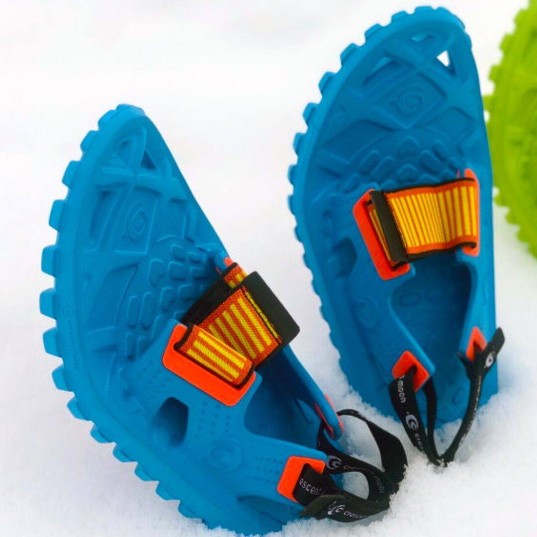 blue snowshoes for kids | Crescent Moon