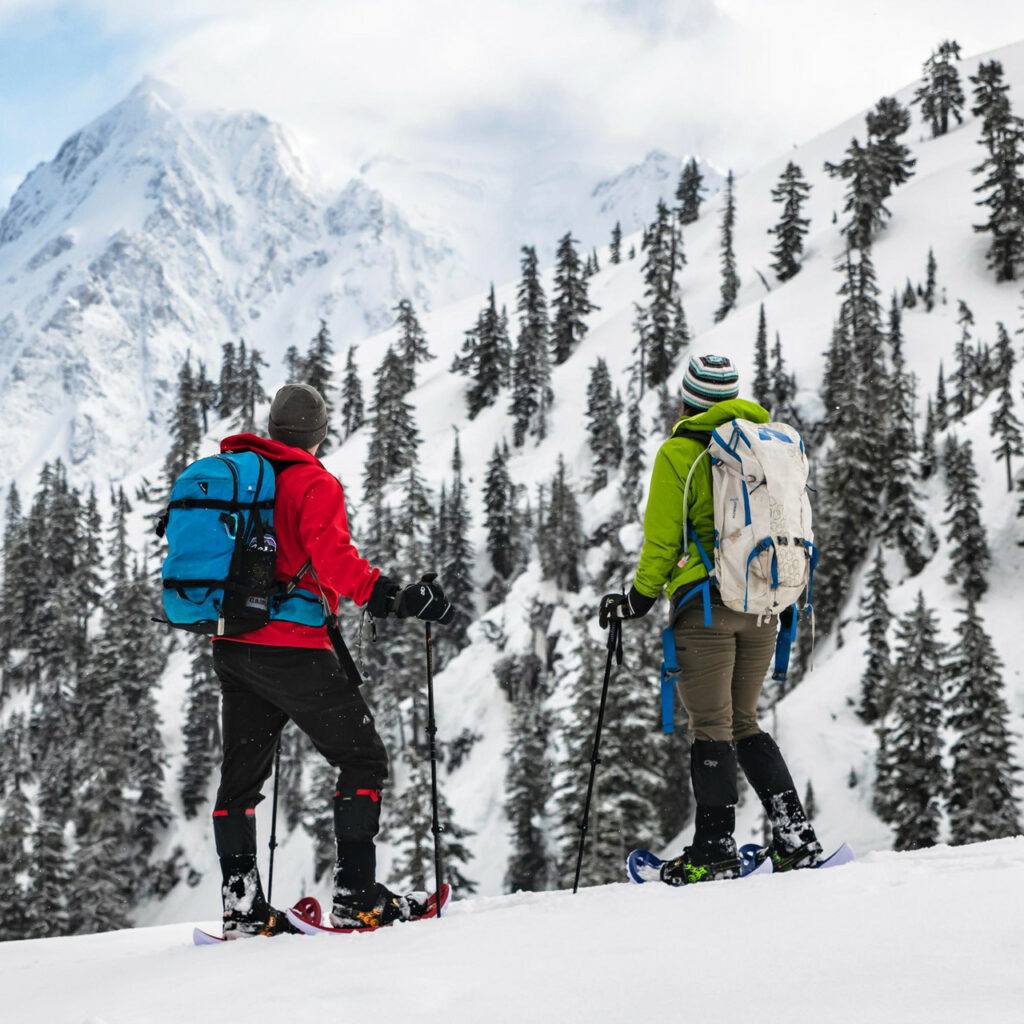 To Wear Snowshoeing Gear Needed For Snowshoeing Winter Clothing